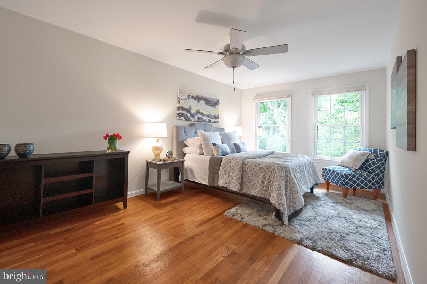 2042 N ABINGDON ST, ARLINGTON, Virginia 22207, 3 Bedrooms Bedrooms, ,3 BathroomsBathrooms,Residential,For sale,2042 N ABINGDON ST,VAAR2060912 MLS # VAAR2060912