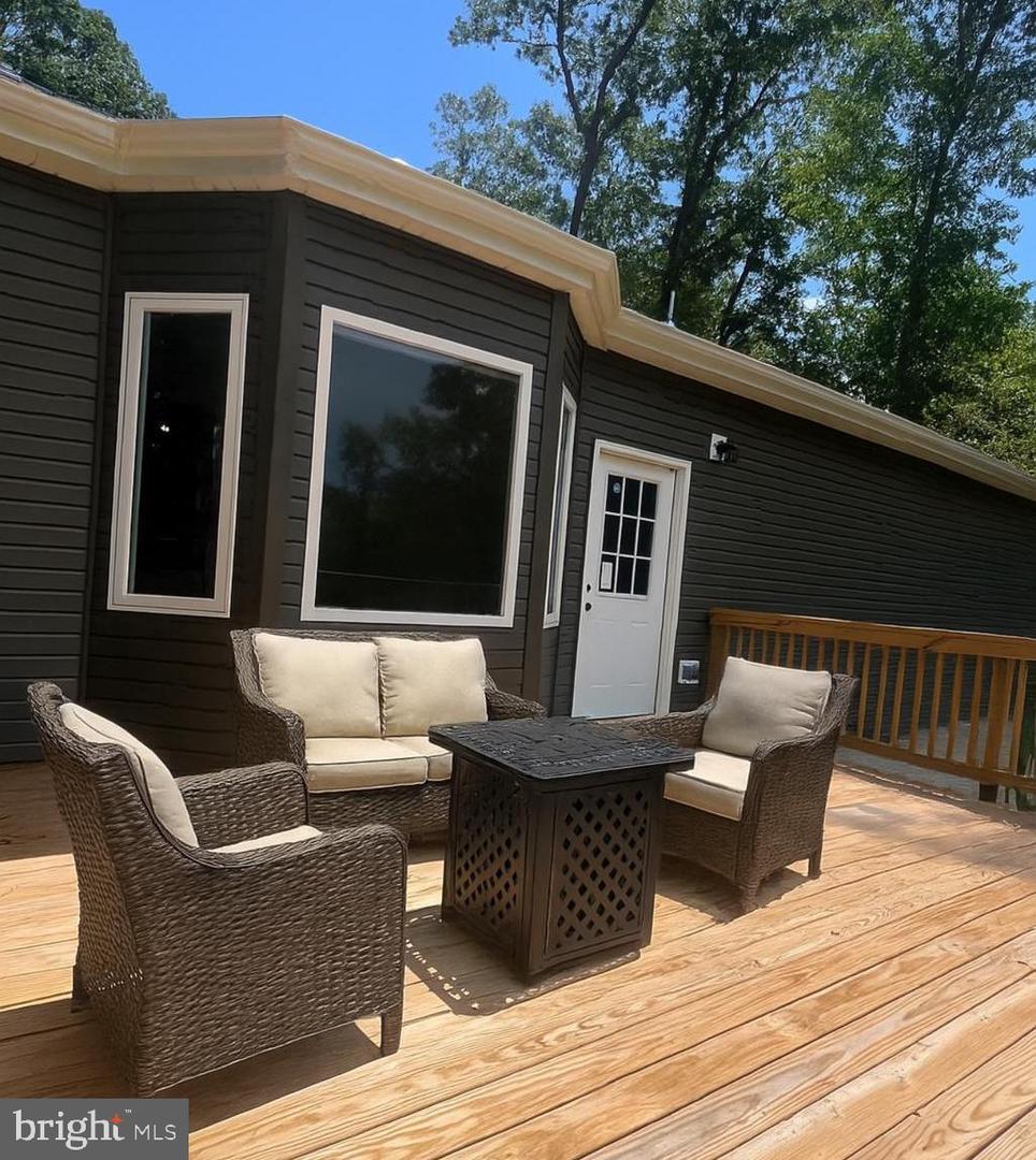 93 HOBBS NOB RD, FRONT ROYAL, Virginia 22630, 3 Bedrooms Bedrooms, ,2 BathroomsBathrooms,Residential,For sale,93 HOBBS NOB RD,VAWR2011732 MLS # VAWR2011732