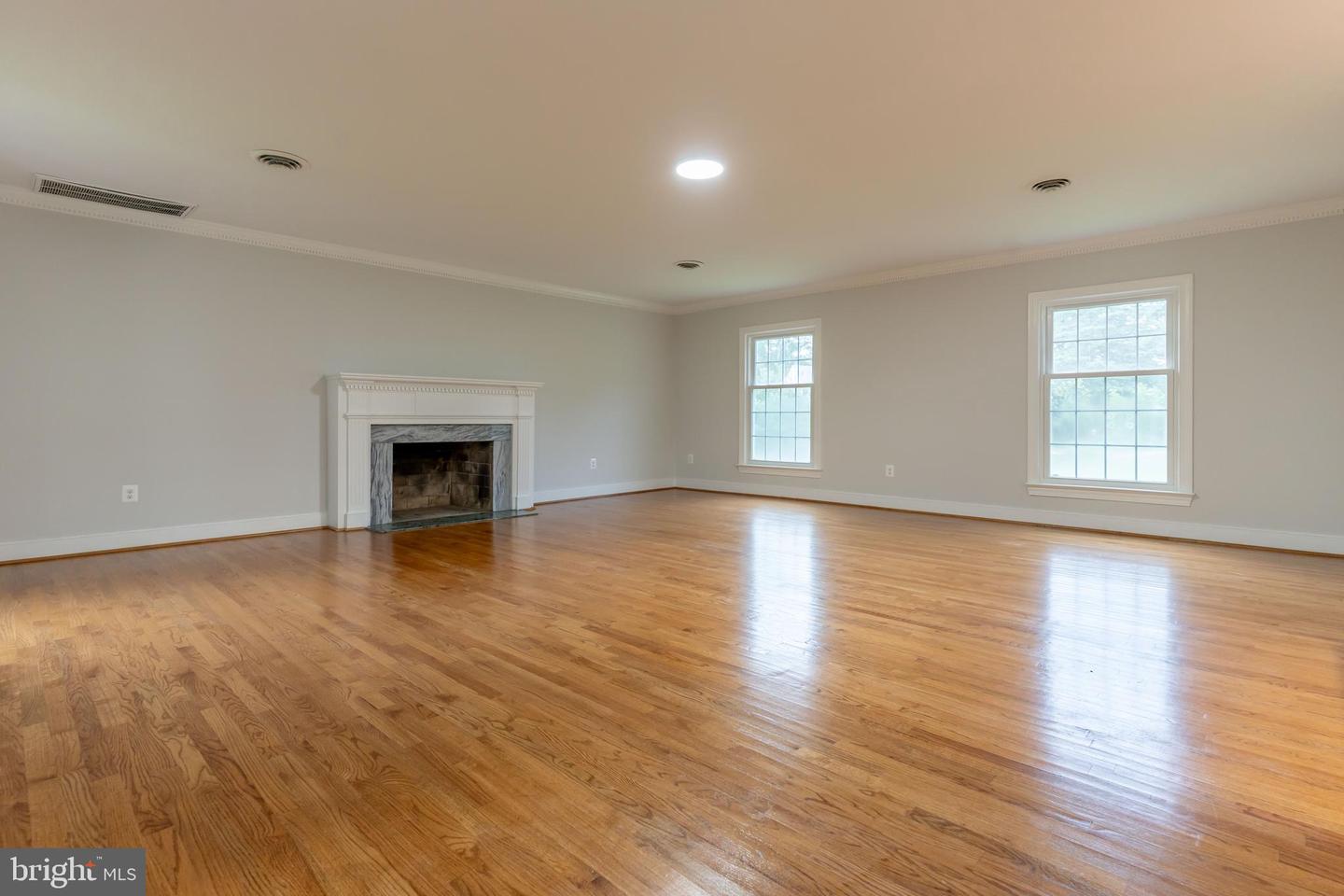 142 WOODLAND RD, FREDERICKSBURG, Virginia 22401, 5 Bedrooms Bedrooms, ,3 BathroomsBathrooms,Residential,For sale,142 WOODLAND RD,VAFB2008614 MLS # VAFB2008614