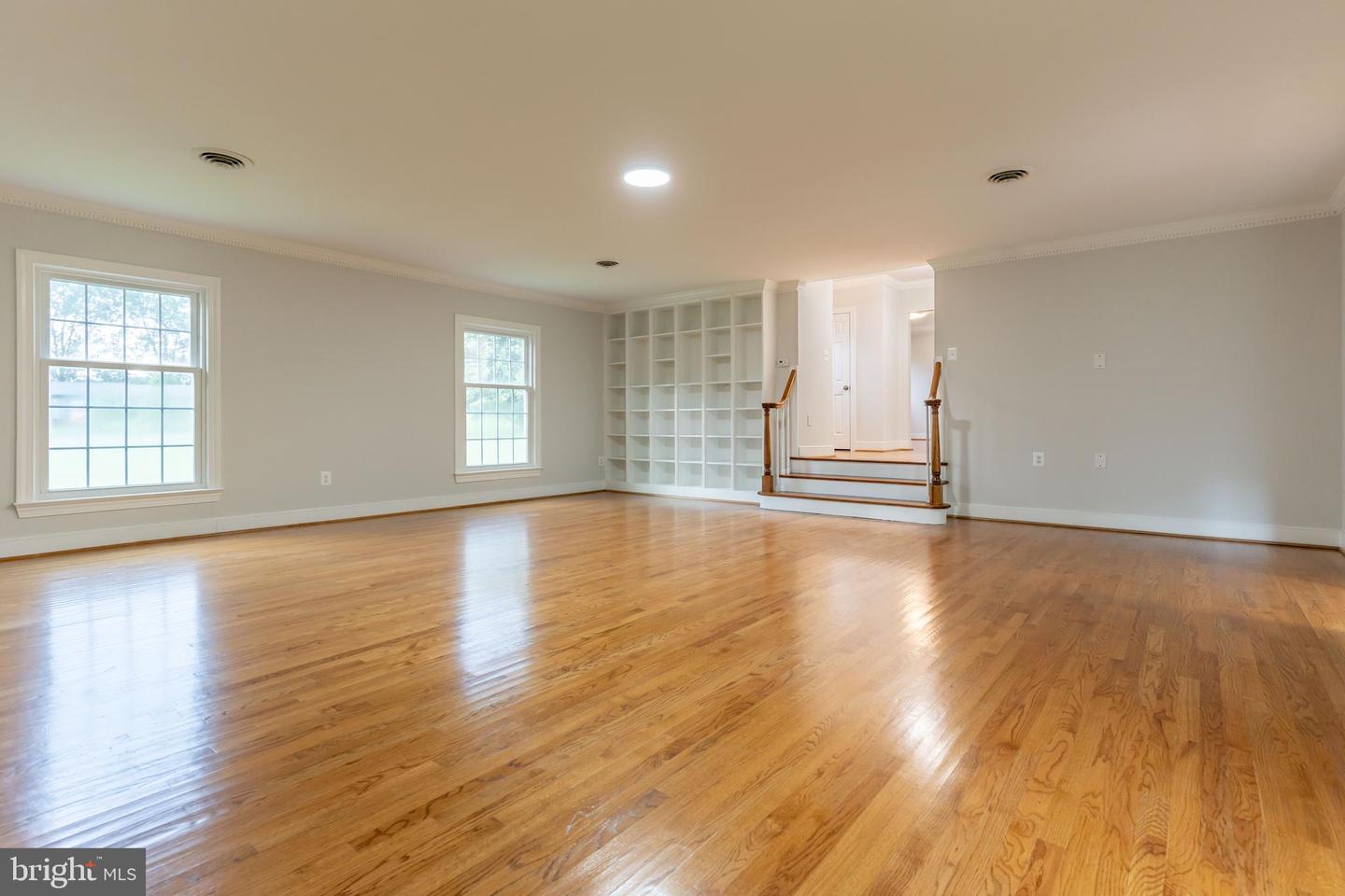 142 WOODLAND RD, FREDERICKSBURG, Virginia 22401, 5 Bedrooms Bedrooms, ,3 BathroomsBathrooms,Residential,For sale,142 WOODLAND RD,VAFB2008614 MLS # VAFB2008614