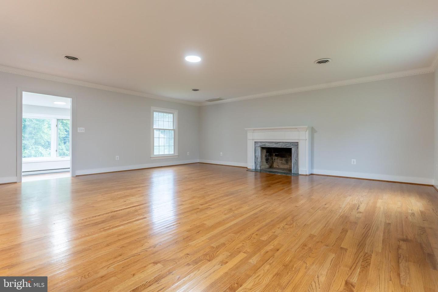 142 WOODLAND RD, FREDERICKSBURG, Virginia 22401, 5 Bedrooms Bedrooms, ,3 BathroomsBathrooms,Residential,For sale,142 WOODLAND RD,VAFB2008614 MLS # VAFB2008614