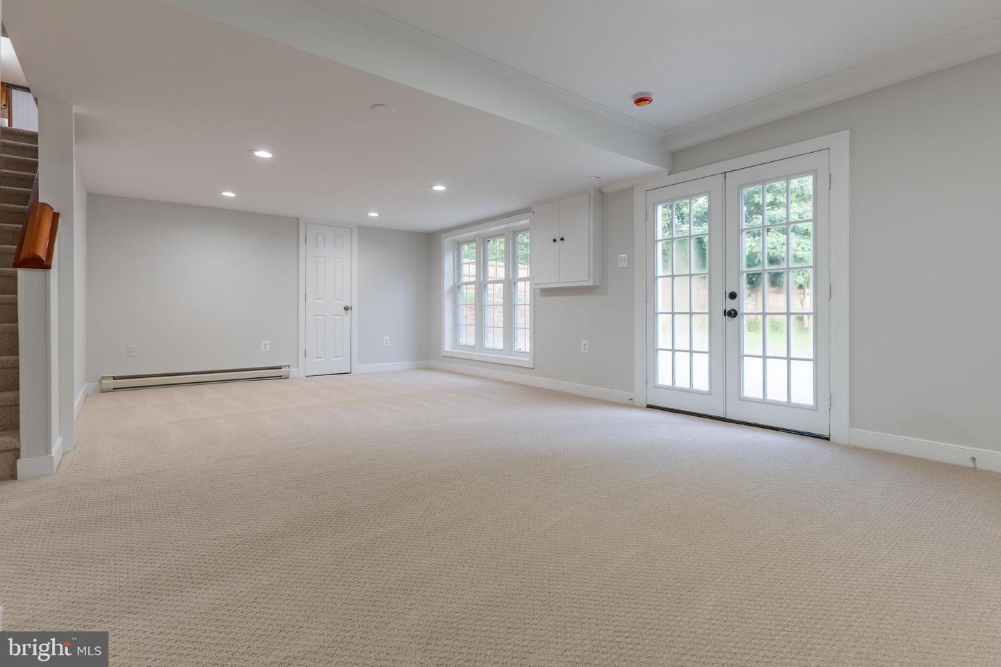 142 WOODLAND RD, FREDERICKSBURG, Virginia 22401, 5 Bedrooms Bedrooms, ,3 BathroomsBathrooms,Residential,For sale,142 WOODLAND RD,VAFB2008614 MLS # VAFB2008614
