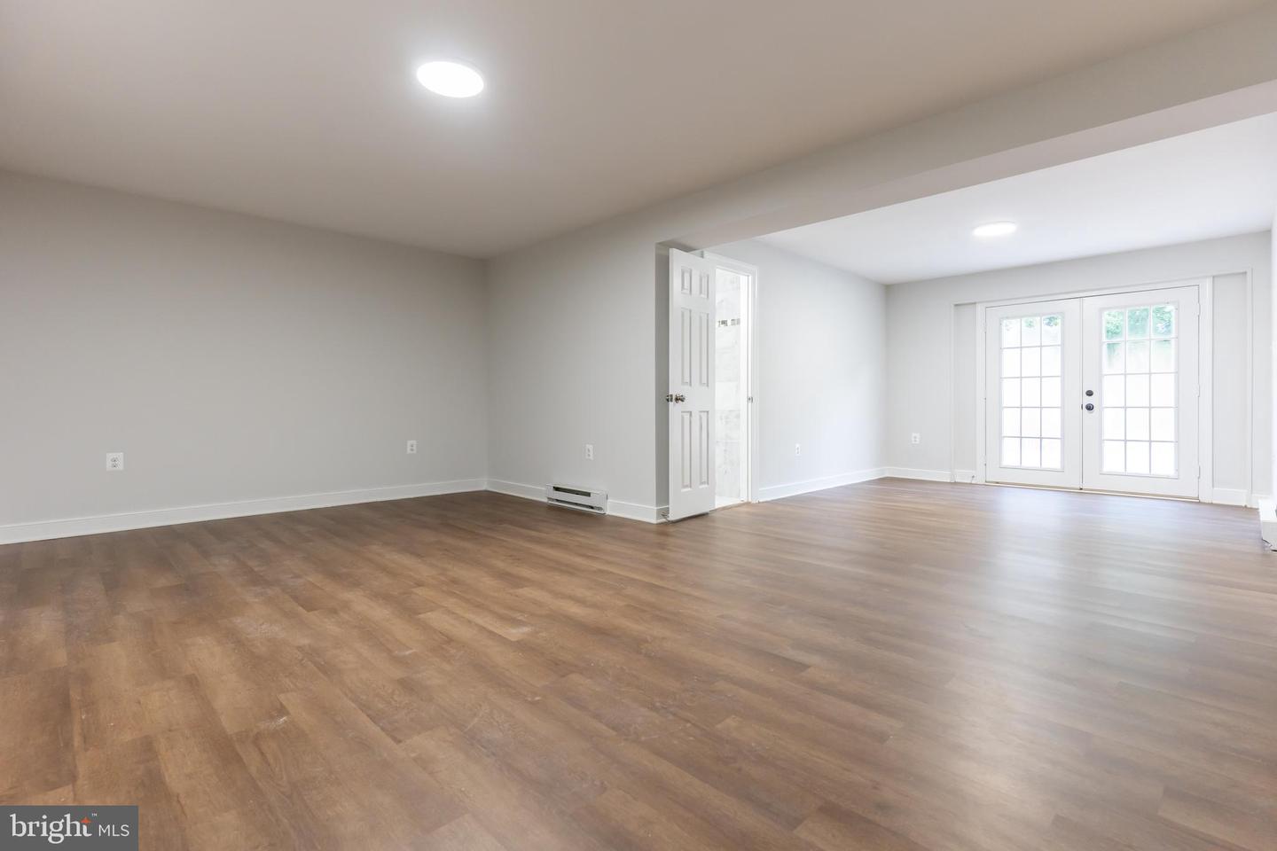 142 WOODLAND RD, FREDERICKSBURG, Virginia 22401, 5 Bedrooms Bedrooms, ,3 BathroomsBathrooms,Residential,For sale,142 WOODLAND RD,VAFB2008614 MLS # VAFB2008614