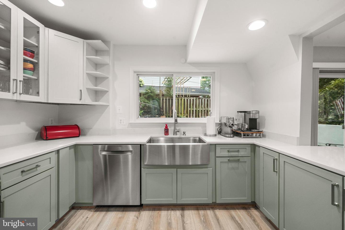 8414 THAMES ST, SPRINGFIELD, Virginia 22151, 4 Bedrooms Bedrooms, ,2 BathroomsBathrooms,Residential,For sale,8414 THAMES ST,VAFX2256562 MLS # VAFX2256562