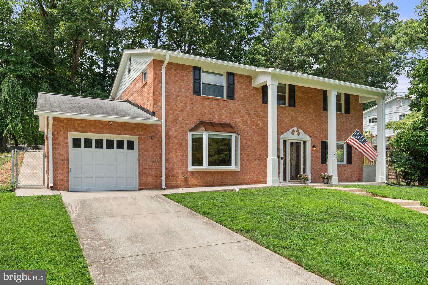 8414 THAMES ST, SPRINGFIELD, Virginia 22151, 4 Bedrooms Bedrooms, ,2 BathroomsBathrooms,Residential,For sale,8414 THAMES ST,VAFX2256562 MLS # VAFX2256562