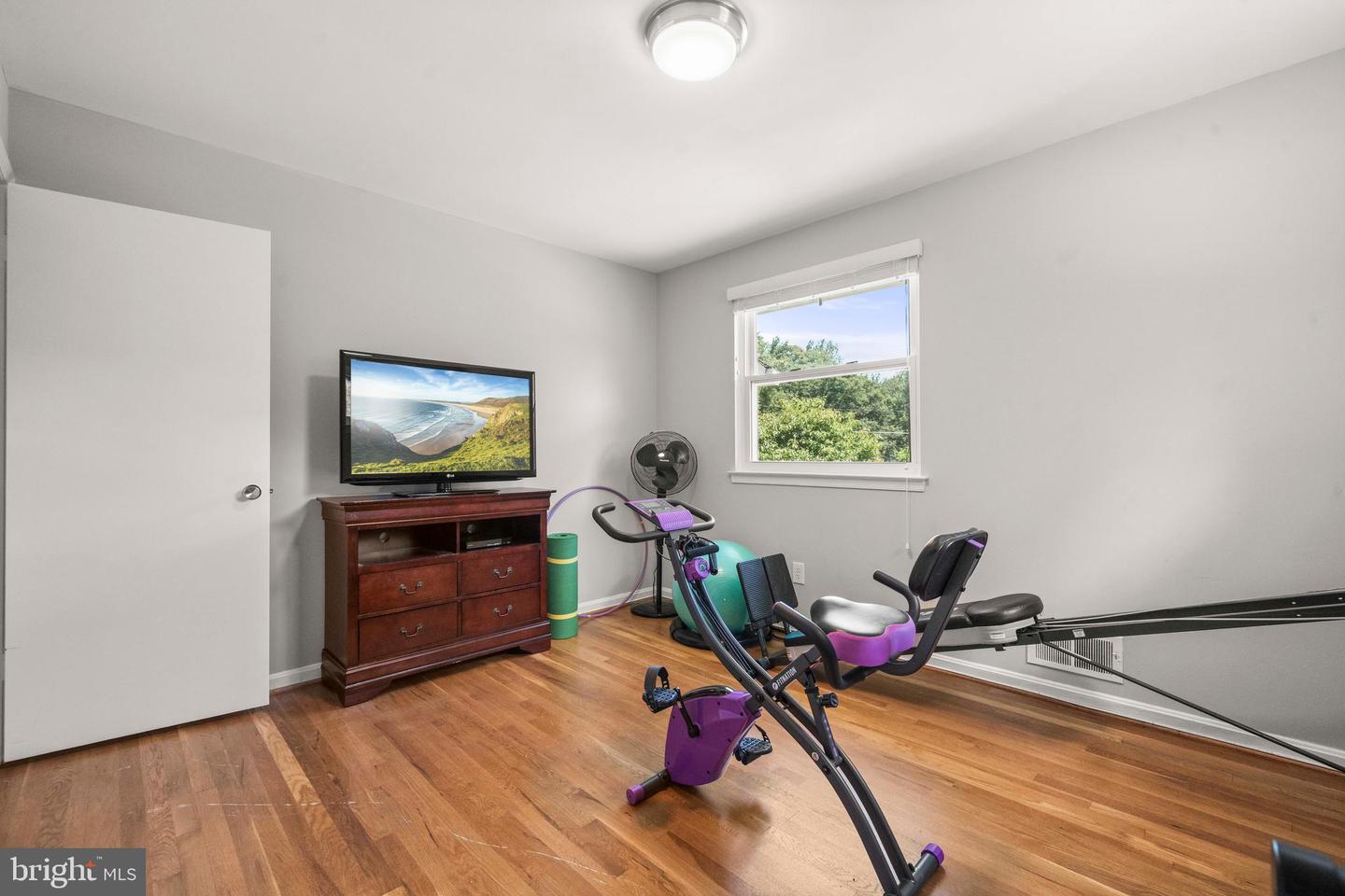 8414 THAMES ST, SPRINGFIELD, Virginia 22151, 4 Bedrooms Bedrooms, ,2 BathroomsBathrooms,Residential,For sale,8414 THAMES ST,VAFX2256562 MLS # VAFX2256562