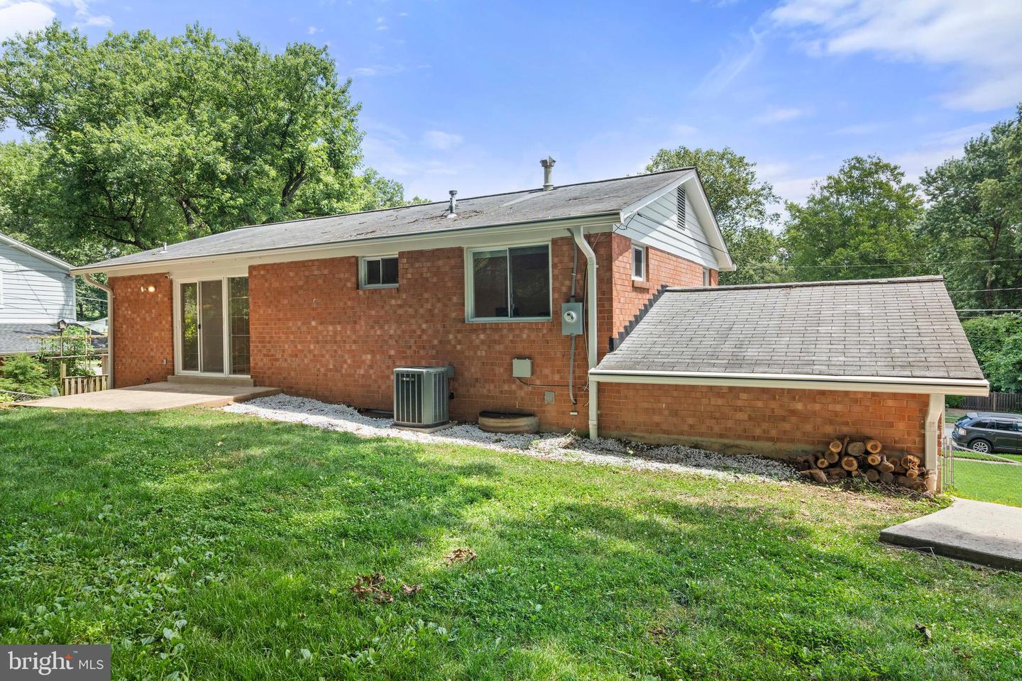 8414 THAMES ST, SPRINGFIELD, Virginia 22151, 4 Bedrooms Bedrooms, ,2 BathroomsBathrooms,Residential,For sale,8414 THAMES ST,VAFX2256562 MLS # VAFX2256562