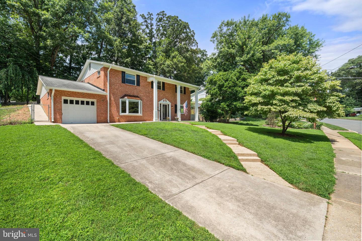 8414 THAMES ST, SPRINGFIELD, Virginia 22151, 4 Bedrooms Bedrooms, ,2 BathroomsBathrooms,Residential,For sale,8414 THAMES ST,VAFX2256562 MLS # VAFX2256562