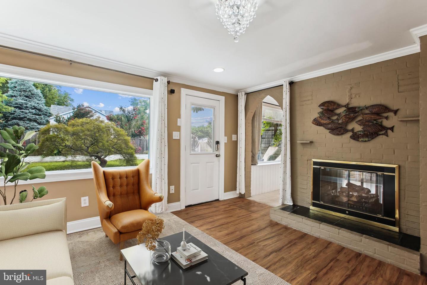6816 ARLINGTON BLVD, FALLS CHURCH, Virginia 22042, 3 Bedrooms Bedrooms, ,2 BathroomsBathrooms,Residential,For sale,6816 ARLINGTON BLVD,VAFX2256624 MLS # VAFX2256624