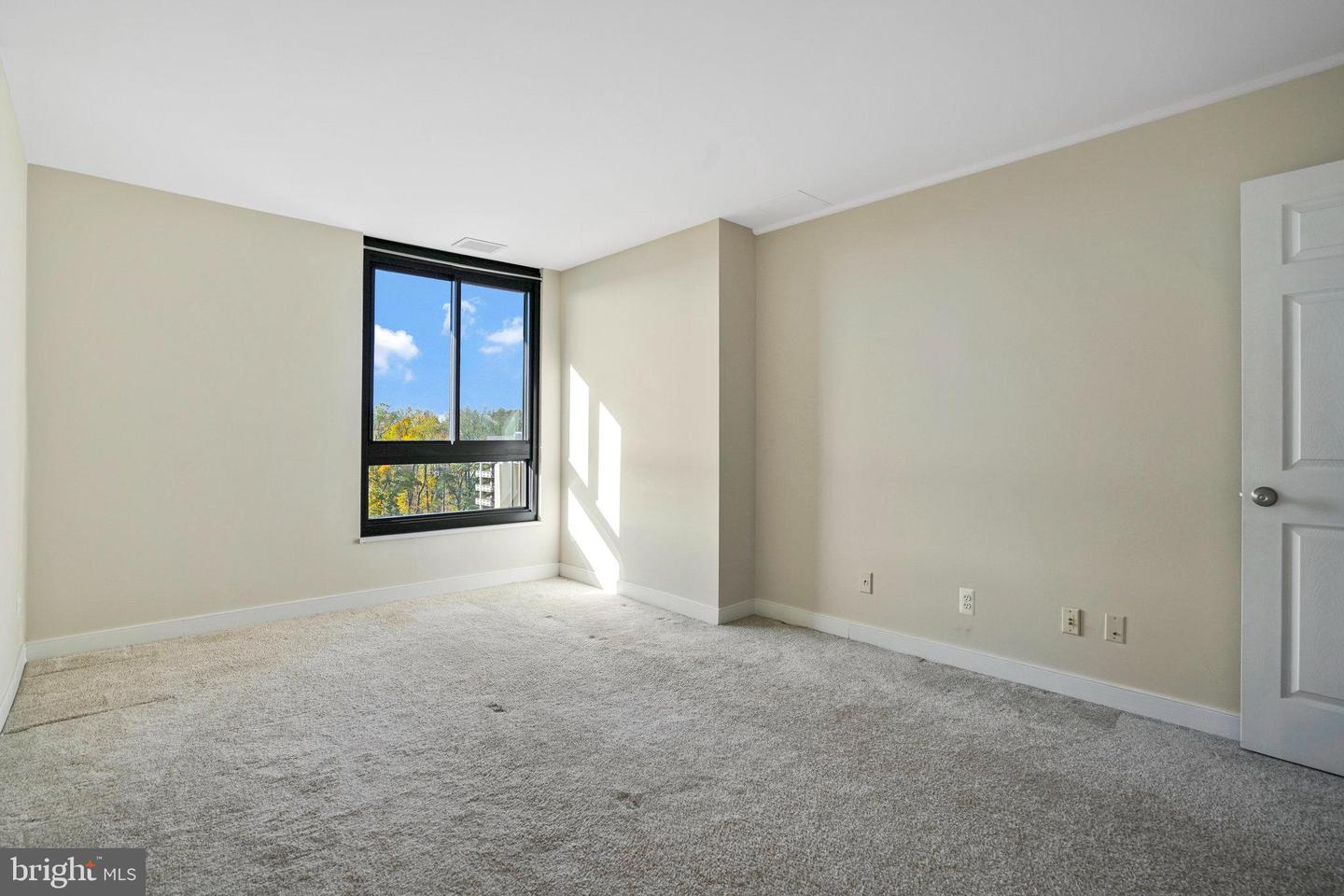 1800 OLD MEADOW RD #1720, MCLEAN, Virginia 22102, 2 Bedrooms Bedrooms, ,2 BathroomsBathrooms,Residential,For sale,1800 OLD MEADOW RD #1720,VAFX2256836 MLS # VAFX2256836