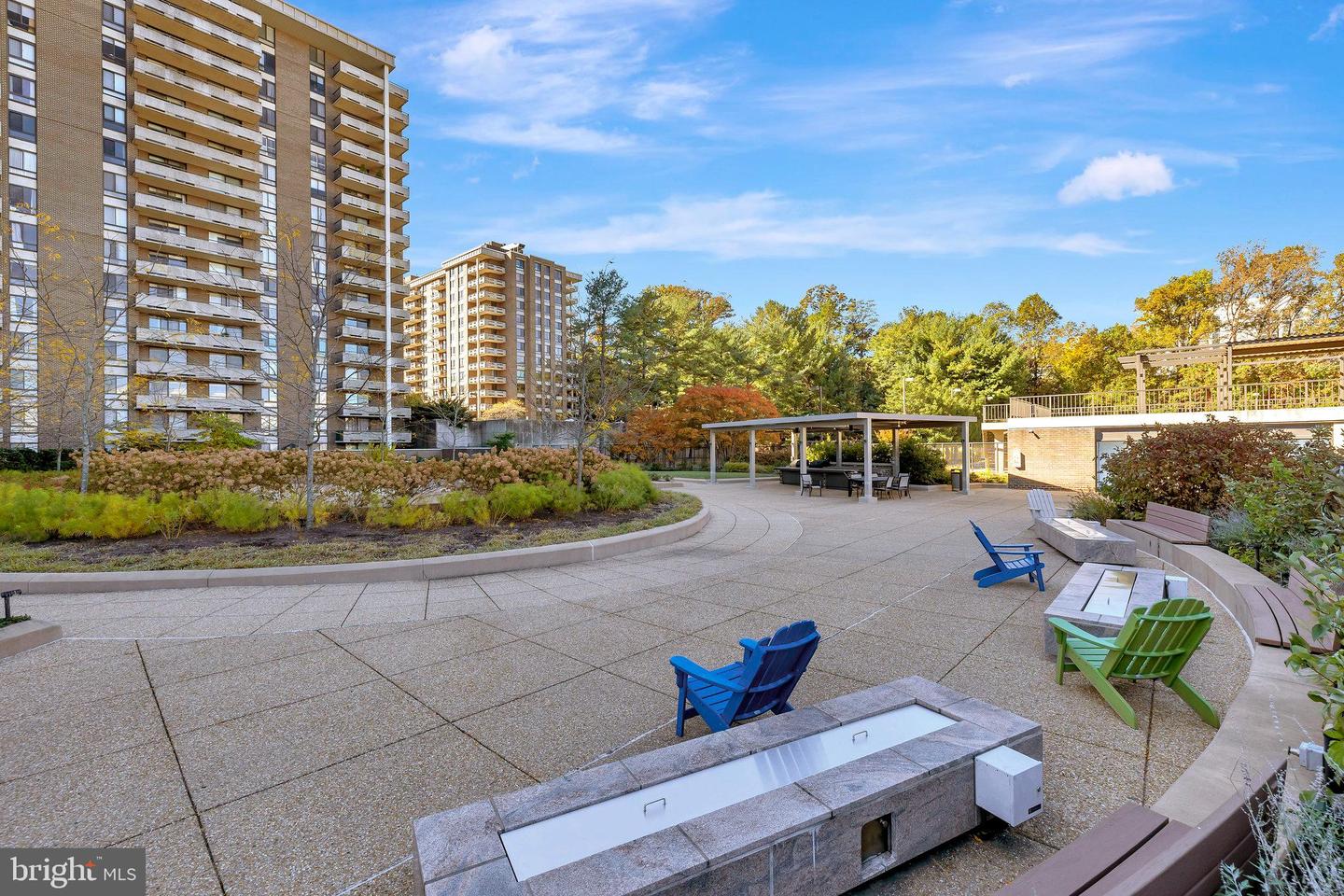 1800 OLD MEADOW RD #1720, MCLEAN, Virginia 22102, 2 Bedrooms Bedrooms, ,2 BathroomsBathrooms,Residential,For sale,1800 OLD MEADOW RD #1720,VAFX2256836 MLS # VAFX2256836