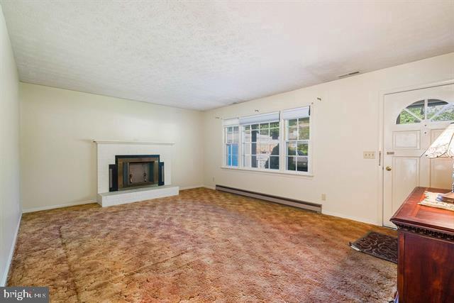 9936 PLEASANT VIEW DR, NEW MARKET, Virginia 22844, 4 Bedrooms Bedrooms, ,3 BathroomsBathrooms,Residential,For sale,9936 PLEASANT VIEW DR,VASH2012064 MLS # VASH2012064