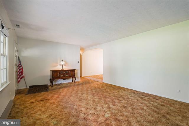 9936 PLEASANT VIEW DR, NEW MARKET, Virginia 22844, 4 Bedrooms Bedrooms, ,3 BathroomsBathrooms,Residential,For sale,9936 PLEASANT VIEW DR,VASH2012064 MLS # VASH2012064