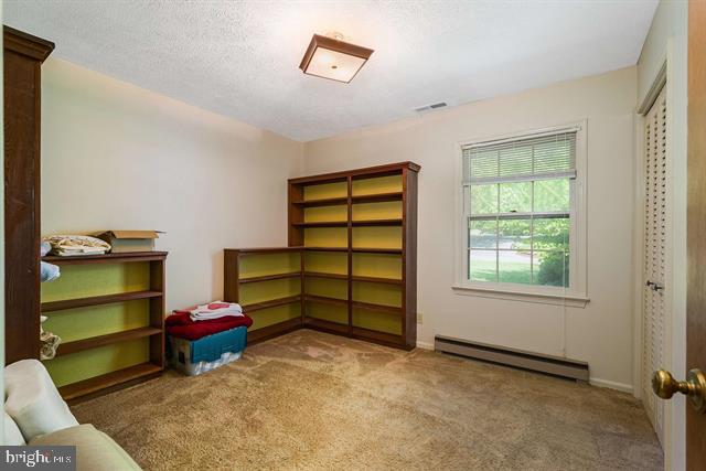 9936 PLEASANT VIEW DR, NEW MARKET, Virginia 22844, 4 Bedrooms Bedrooms, ,3 BathroomsBathrooms,Residential,For sale,9936 PLEASANT VIEW DR,VASH2012064 MLS # VASH2012064