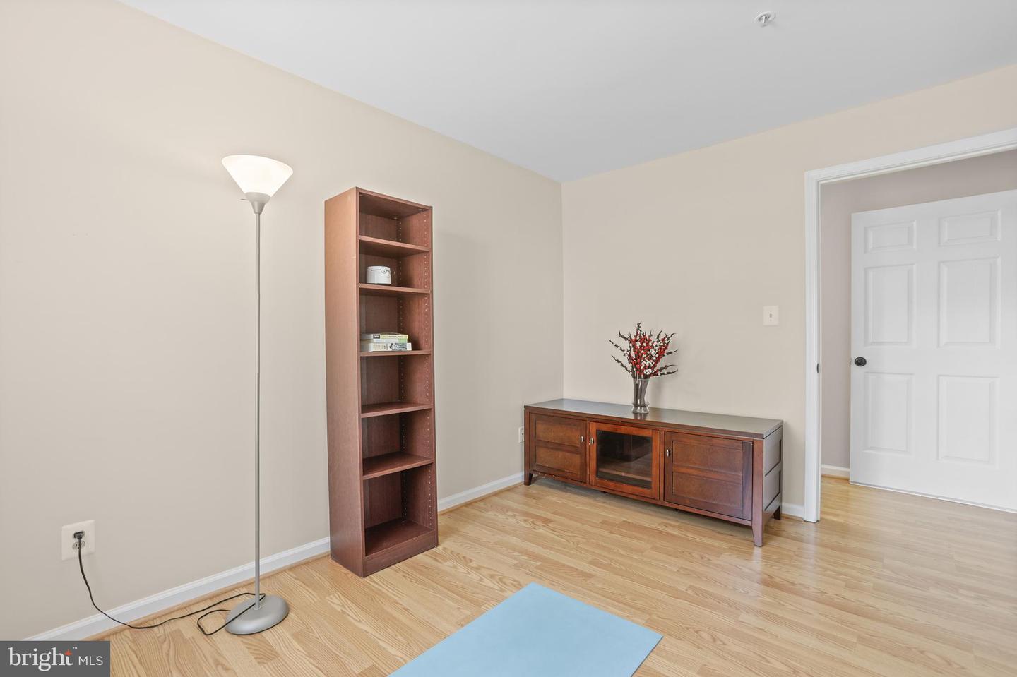 11014 KOMAN CIR #104, MANASSAS, Virginia 20109, 2 Bedrooms Bedrooms, ,2 BathroomsBathrooms,Residential,For sale,11014 KOMAN CIR #104,VAPW2099796 MLS # VAPW2099796