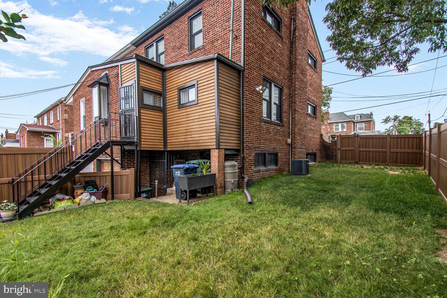 621 QUACKENBOS ST NW, WASHINGTON, District Of Columbia 20011, 3 Bedrooms Bedrooms, ,2 BathroomsBathrooms,Residential,For sale,621 QUACKENBOS ST NW,DCDC2211832 MLS # DCDC2211832
