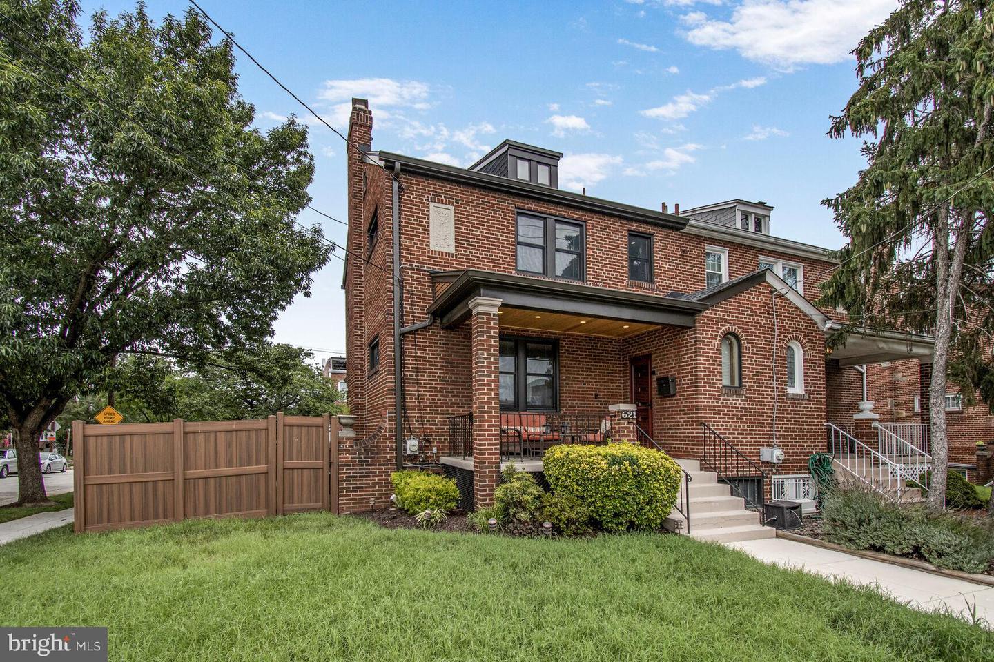 621 QUACKENBOS ST NW, WASHINGTON, District Of Columbia 20011, 3 Bedrooms Bedrooms, ,2 BathroomsBathrooms,Residential,For sale,621 QUACKENBOS ST NW,DCDC2211832 MLS # DCDC2211832