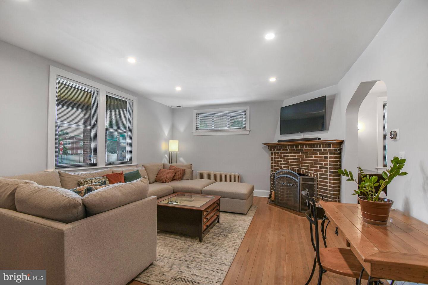 621 QUACKENBOS ST NW, WASHINGTON, District Of Columbia 20011, 3 Bedrooms Bedrooms, ,2 BathroomsBathrooms,Residential,For sale,621 QUACKENBOS ST NW,DCDC2211832 MLS # DCDC2211832