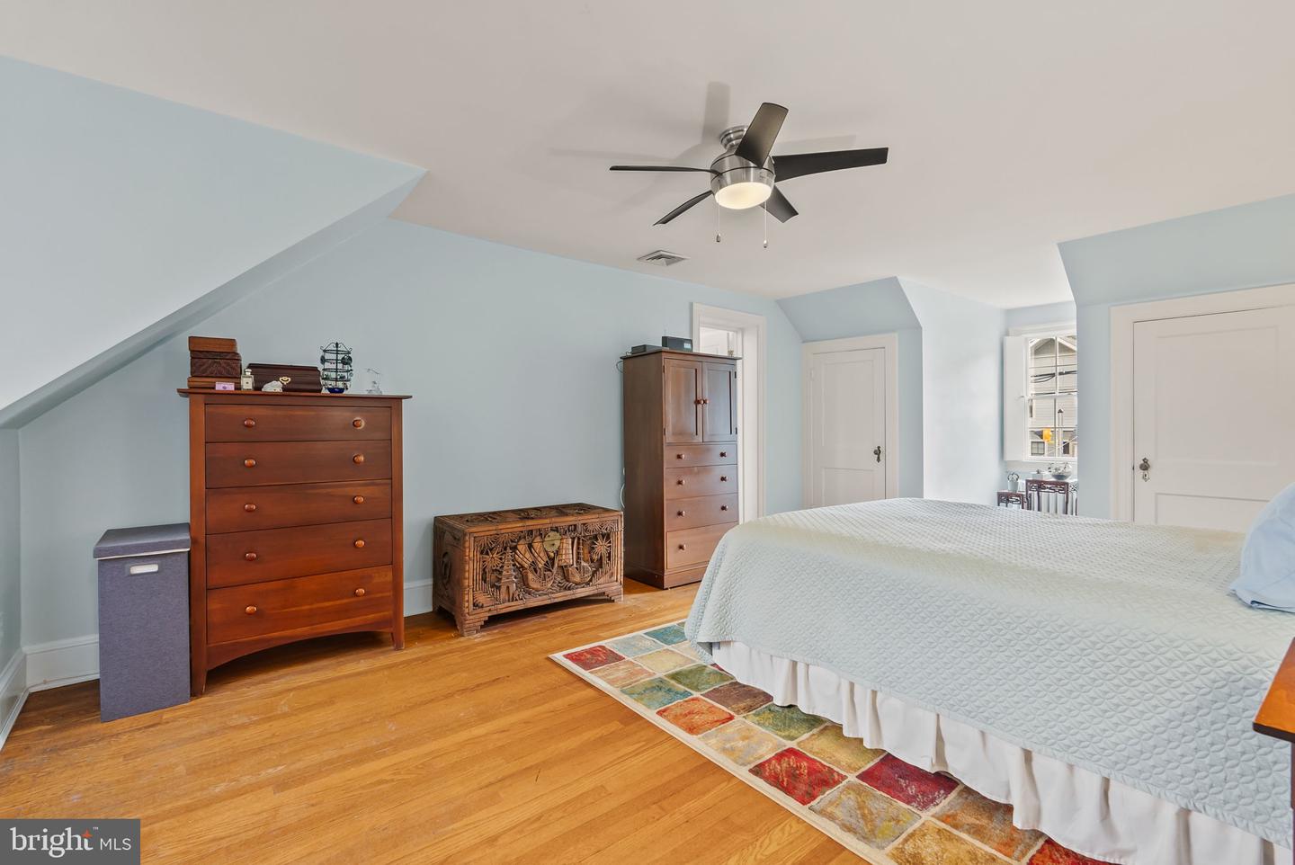 1703 RUSSELL RD, ALEXANDRIA, Virginia 22301, 3 Bedrooms Bedrooms, ,3 BathroomsBathrooms,Residential,For sale,1703 RUSSELL RD,VAAX2047816 MLS # VAAX2047816