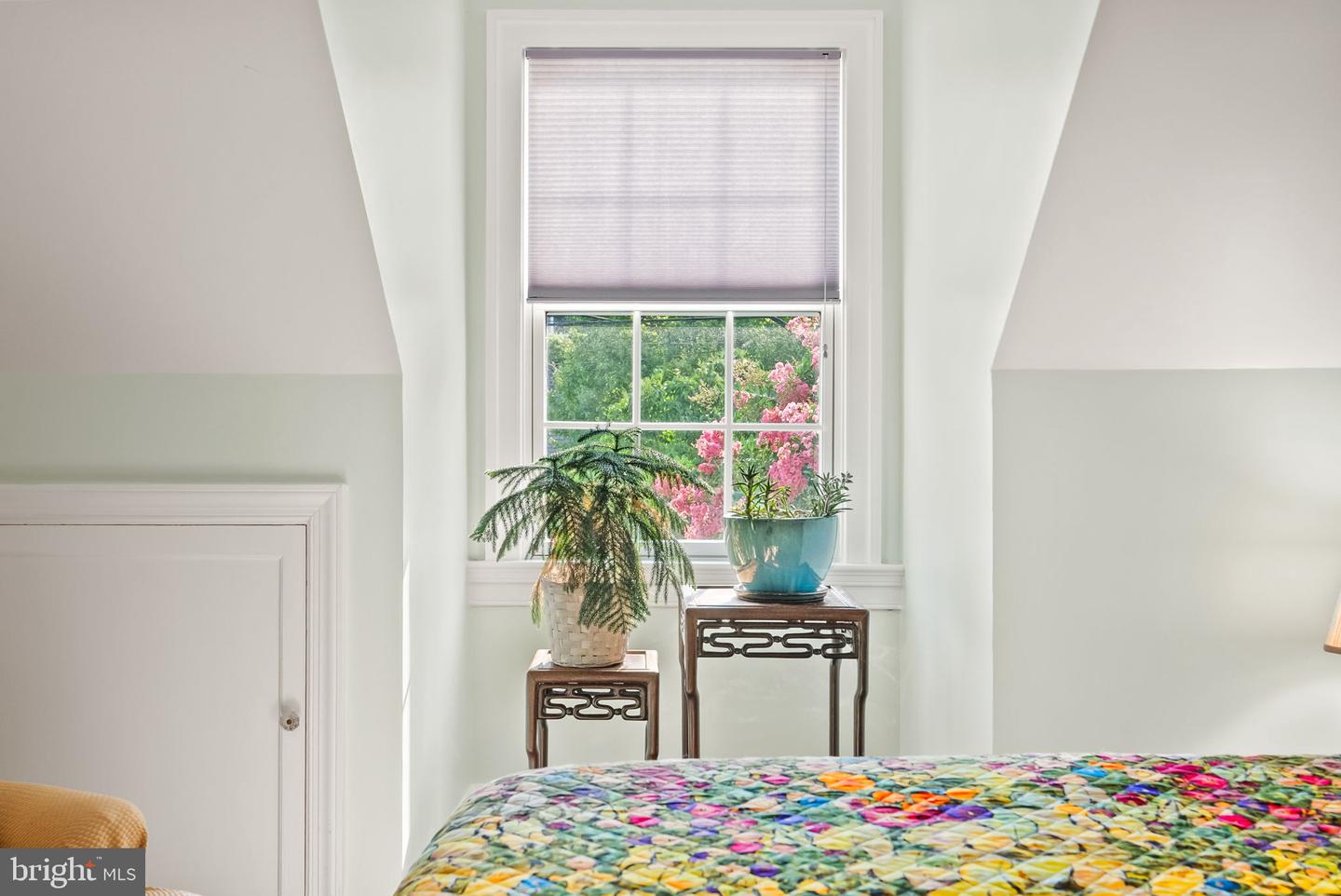 1703 RUSSELL RD, ALEXANDRIA, Virginia 22301, 3 Bedrooms Bedrooms, ,3 BathroomsBathrooms,Residential,For sale,1703 RUSSELL RD,VAAX2047816 MLS # VAAX2047816