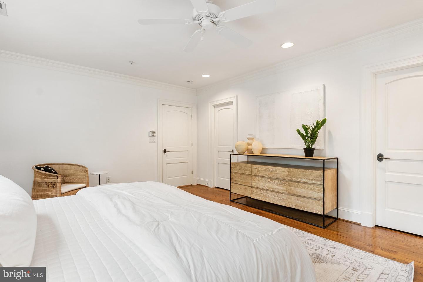 3515 PORTER ST NW, WASHINGTON, District Of Columbia 20016, 5 Bedrooms Bedrooms, ,4 BathroomsBathrooms,Residential,For sale,3515 PORTER ST NW,DCDC2211878 MLS # DCDC2211878