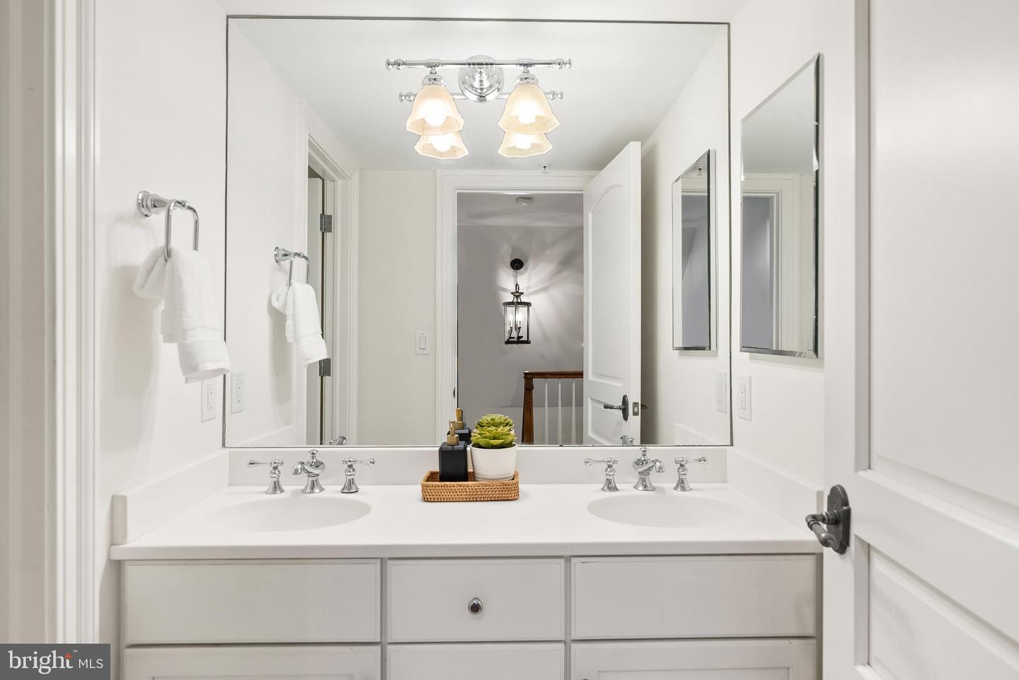 3515 PORTER ST NW, WASHINGTON, District Of Columbia 20016, 5 Bedrooms Bedrooms, ,4 BathroomsBathrooms,Residential,For sale,3515 PORTER ST NW,DCDC2211878 MLS # DCDC2211878