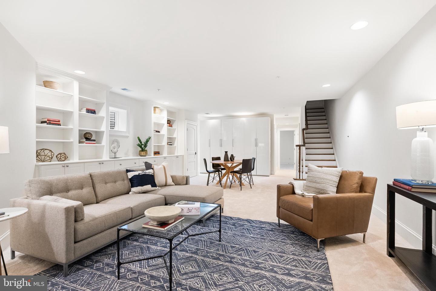 3515 PORTER ST NW, WASHINGTON, District Of Columbia 20016, 5 Bedrooms Bedrooms, ,4 BathroomsBathrooms,Residential,For sale,3515 PORTER ST NW,DCDC2211878 MLS # DCDC2211878