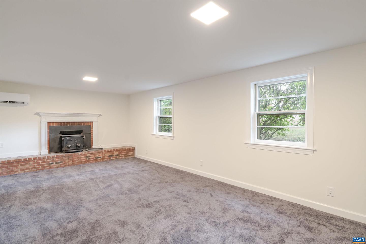 511 BERWICK CT, CHARLOTTESVILLE, Virginia 22901, 4 Bedrooms Bedrooms, ,3 BathroomsBathrooms,Residential,For sale,511 BERWICK CT,667084 MLS # 667084