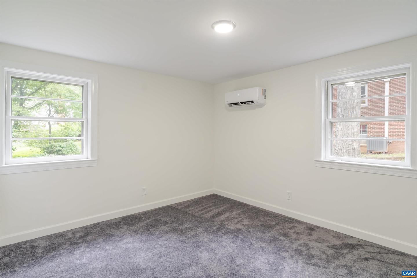 511 BERWICK CT, CHARLOTTESVILLE, Virginia 22901, 4 Bedrooms Bedrooms, ,3 BathroomsBathrooms,Residential,For sale,511 BERWICK CT,667084 MLS # 667084