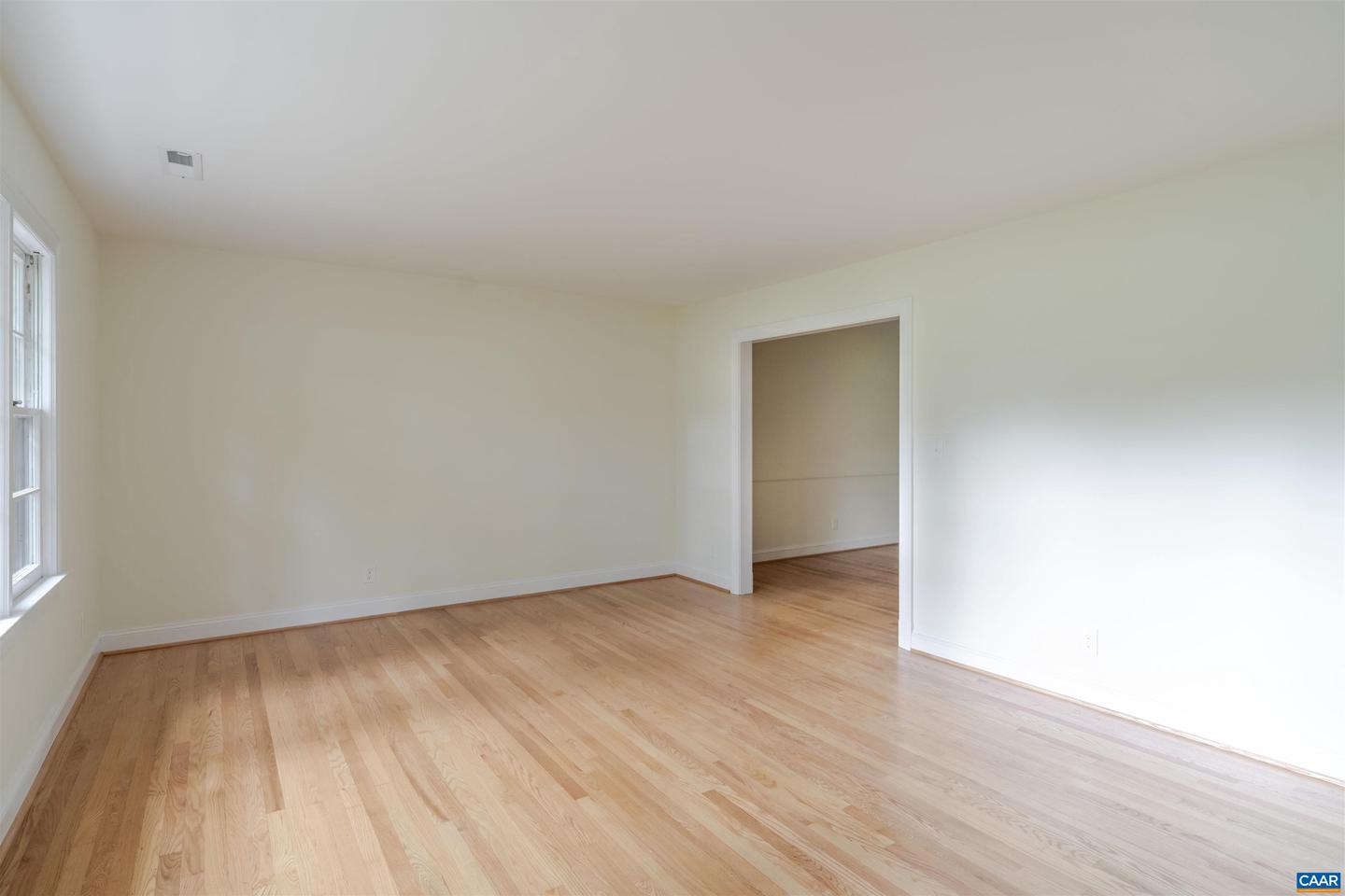 511 BERWICK CT, CHARLOTTESVILLE, Virginia 22901, 4 Bedrooms Bedrooms, ,3 BathroomsBathrooms,Residential,For sale,511 BERWICK CT,667084 MLS # 667084
