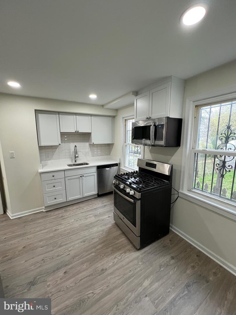 808 DIVISION AVENUE NE, WASHINGTON, District Of Columbia 20019, 2 Bedrooms Bedrooms, ,1 BathroomBathrooms,Residential,For sale,808 DIVISION AVENUE NE,DCDC2211928 MLS # DCDC2211928