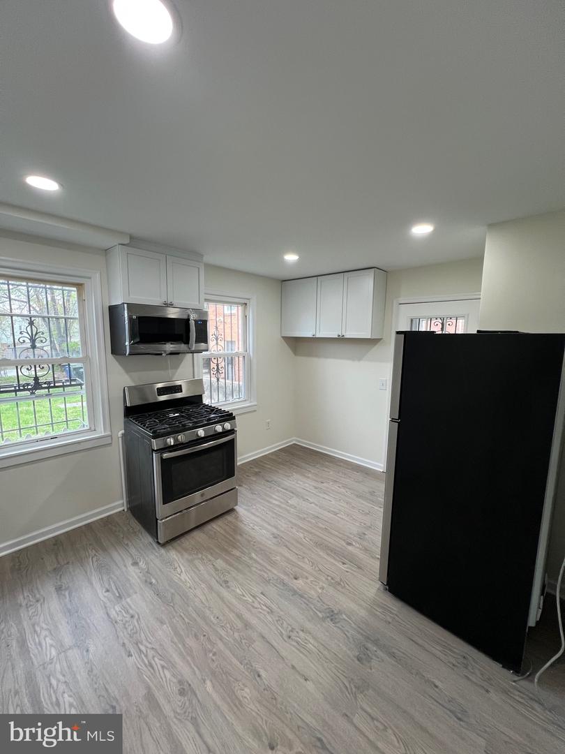 808 DIVISION AVENUE NE, WASHINGTON, District Of Columbia 20019, 2 Bedrooms Bedrooms, ,1 BathroomBathrooms,Residential,For sale,808 DIVISION AVENUE NE,DCDC2211928 MLS # DCDC2211928