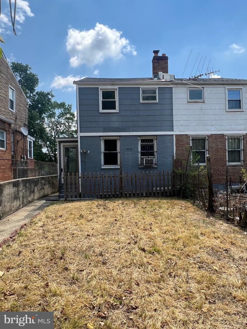808 DIVISION AVENUE NE, WASHINGTON, District Of Columbia 20019, 2 Bedrooms Bedrooms, ,1 BathroomBathrooms,Residential,For sale,808 DIVISION AVENUE NE,DCDC2211928 MLS # DCDC2211928
