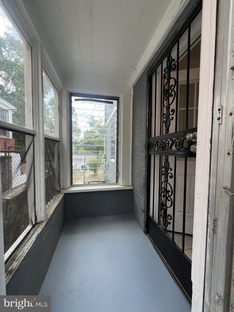 808 DIVISION AVENUE NE, WASHINGTON, District Of Columbia 20019, 2 Bedrooms Bedrooms, ,1 BathroomBathrooms,Residential,For sale,808 DIVISION AVENUE NE,DCDC2211928 MLS # DCDC2211928