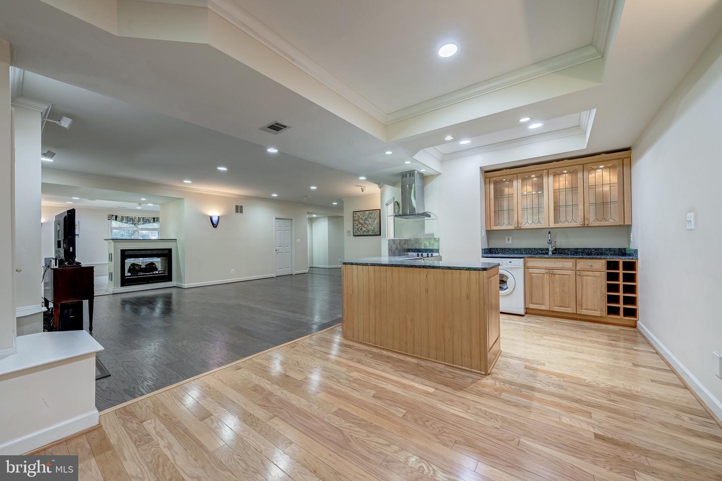 12390 FALKIRK DR, FAIRFAX, Virginia 22033, 5 Bedrooms Bedrooms, ,4 BathroomsBathrooms,Residential,For sale,12390 FALKIRK DR,VAFX2235416 MLS # VAFX2235416