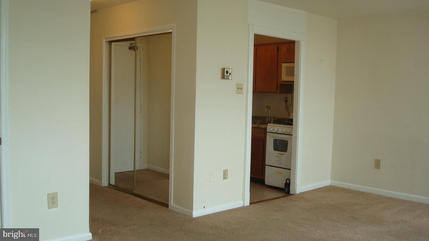 6641 WAKEFIELD DR #801, ALEXANDRIA, Virginia 22307, ,1 BathroomBathrooms,Residential,For sale,6641 WAKEFIELD DR #801,VAFX2240850 MLS # VAFX2240850