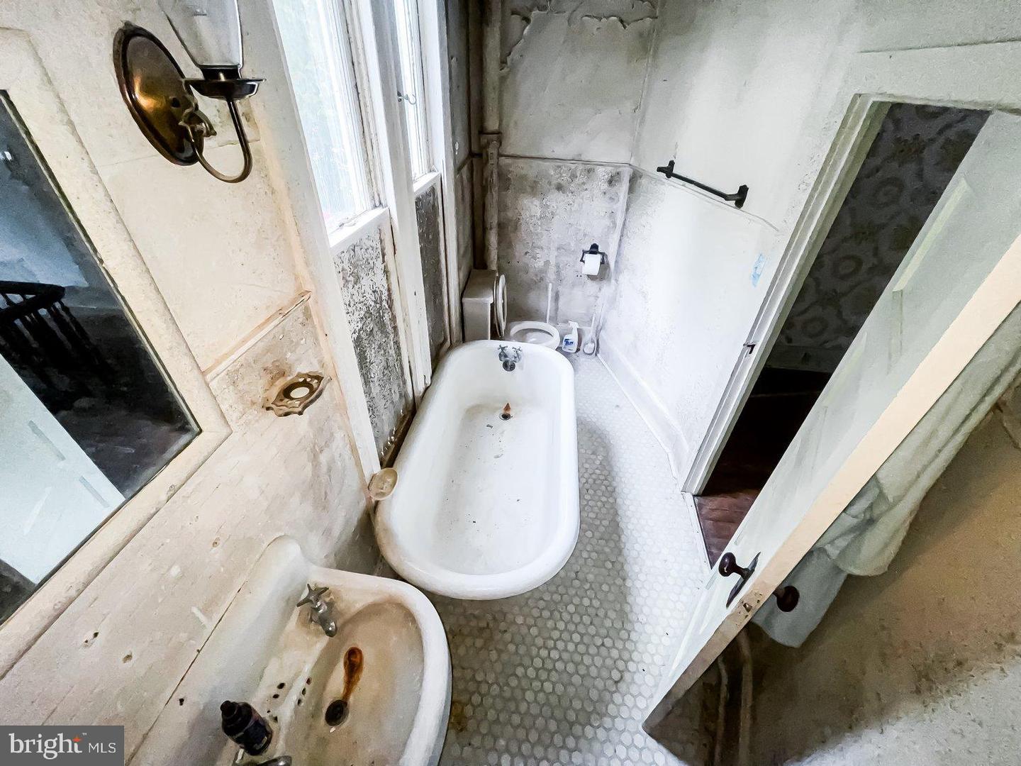 22446 E DEPOT ST, NEWSOMS, Virginia 23874, 3 Bedrooms Bedrooms, ,2 BathroomsBathrooms,Residential,For sale,22446 E DEPOT ST,VASU2000024 MLS # VASU2000024