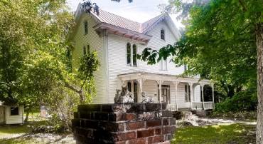 22446 E DEPOT ST, NEWSOMS, Virginia 23874, 3 Bedrooms Bedrooms, ,2 BathroomsBathrooms,Residential,For sale,22446 E DEPOT ST,VASU2000024 MLS # VASU2000024