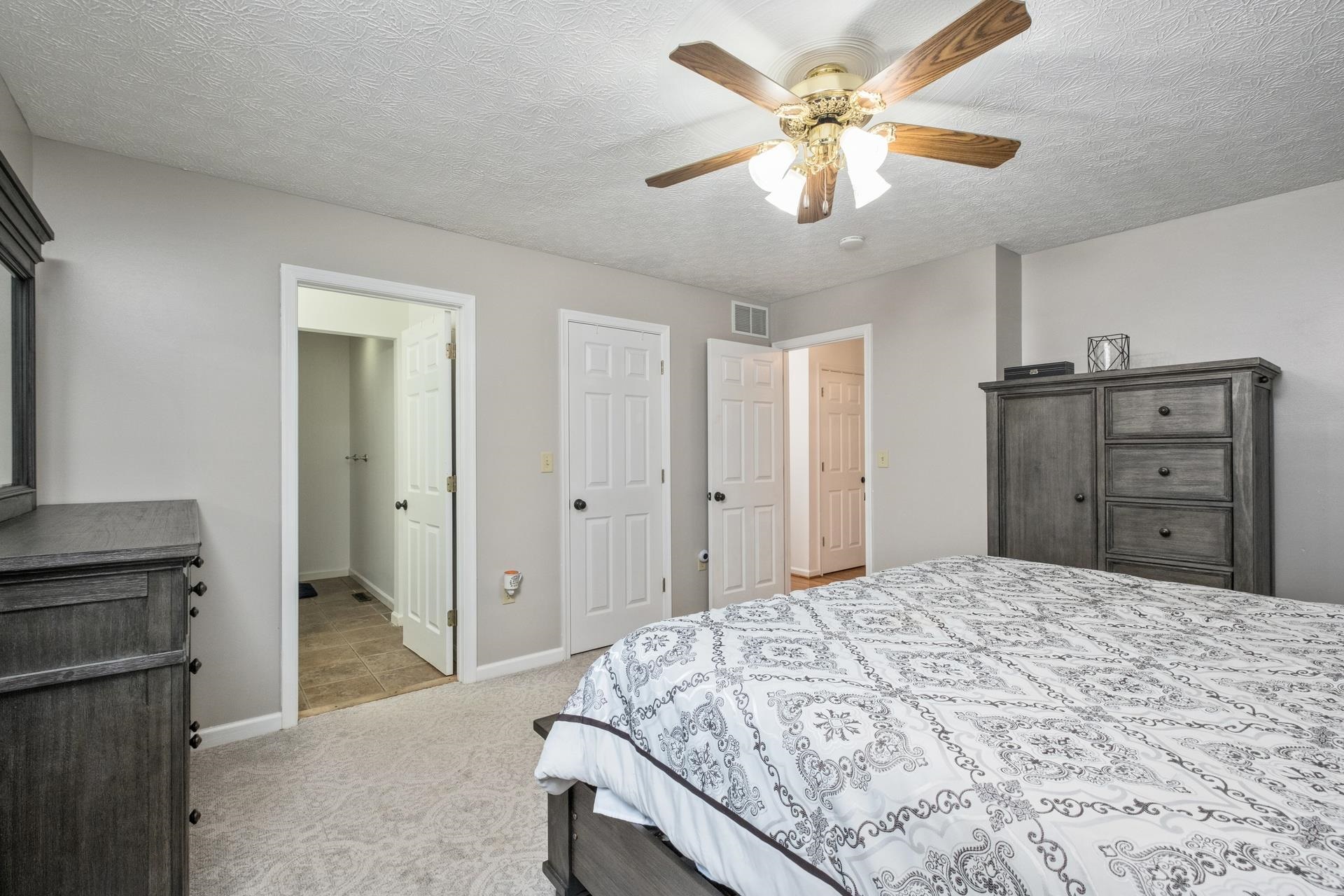 2226 EAST SIDE HWY, CRIMORA, Virginia 24431, 3 Bedrooms Bedrooms, ,2 BathroomsBathrooms,Residential,2226 EAST SIDE HWY,667107 MLS # 667107