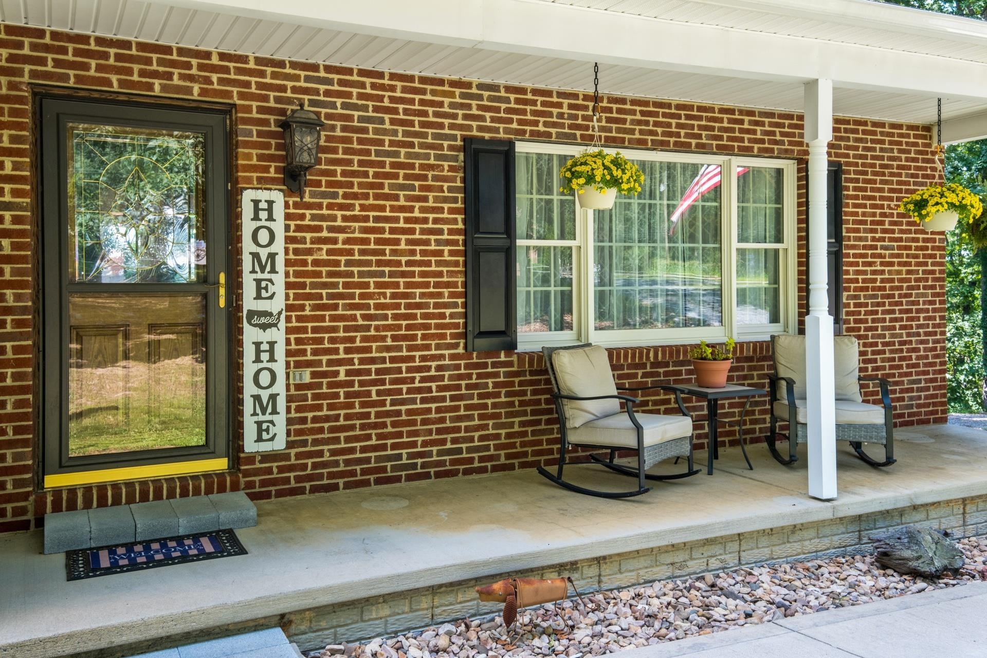 2226 EAST SIDE HWY, CRIMORA, Virginia 24431, 3 Bedrooms Bedrooms, ,2 BathroomsBathrooms,Residential,2226 EAST SIDE HWY,667107 MLS # 667107
