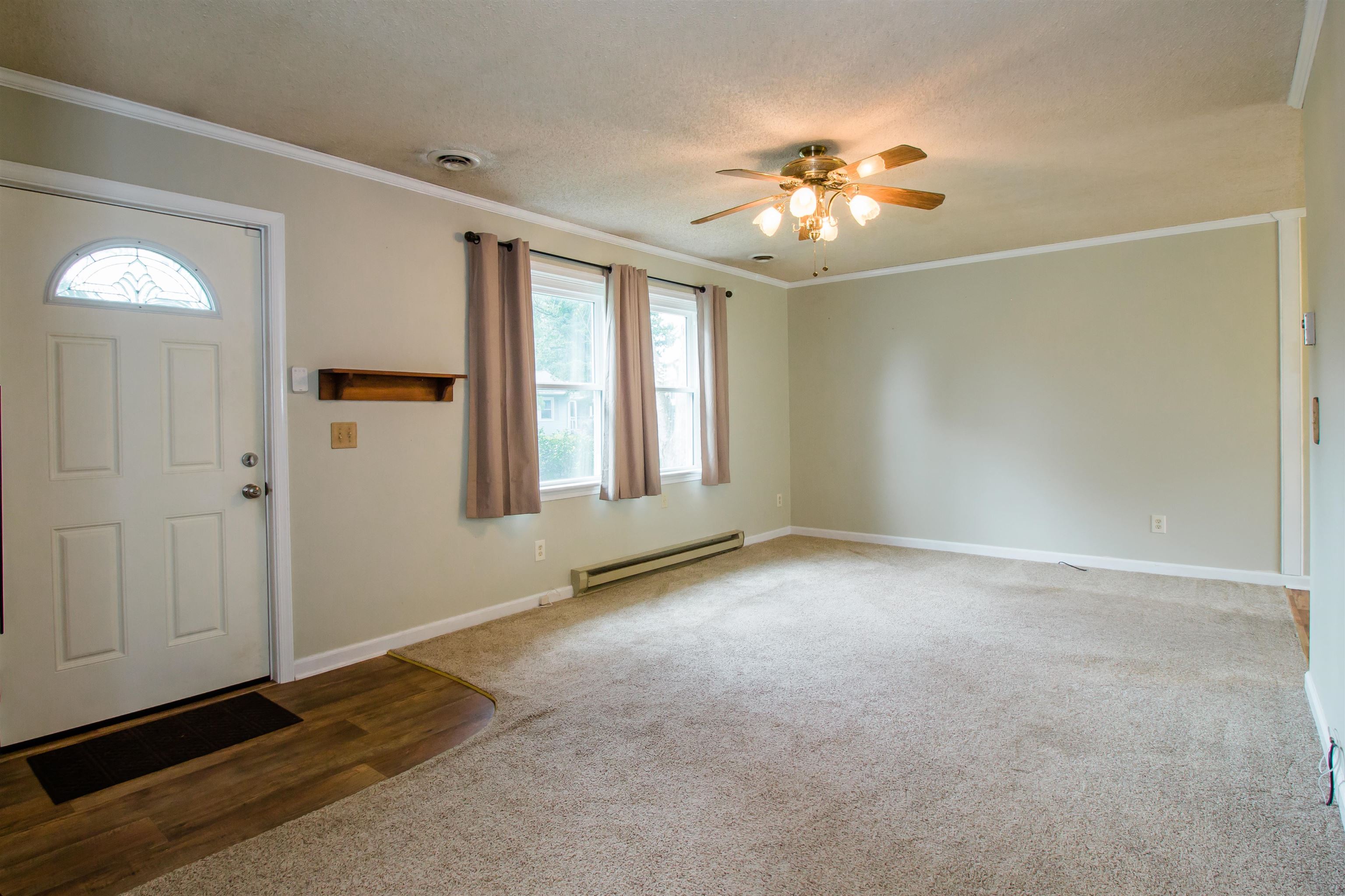 320 WILLIAMSPORT RD, TIMBERVILLE, Virginia 22853, 3 Bedrooms Bedrooms, ,1 BathroomBathrooms,Residential,320 WILLIAMSPORT RD,667109 MLS # 667109
