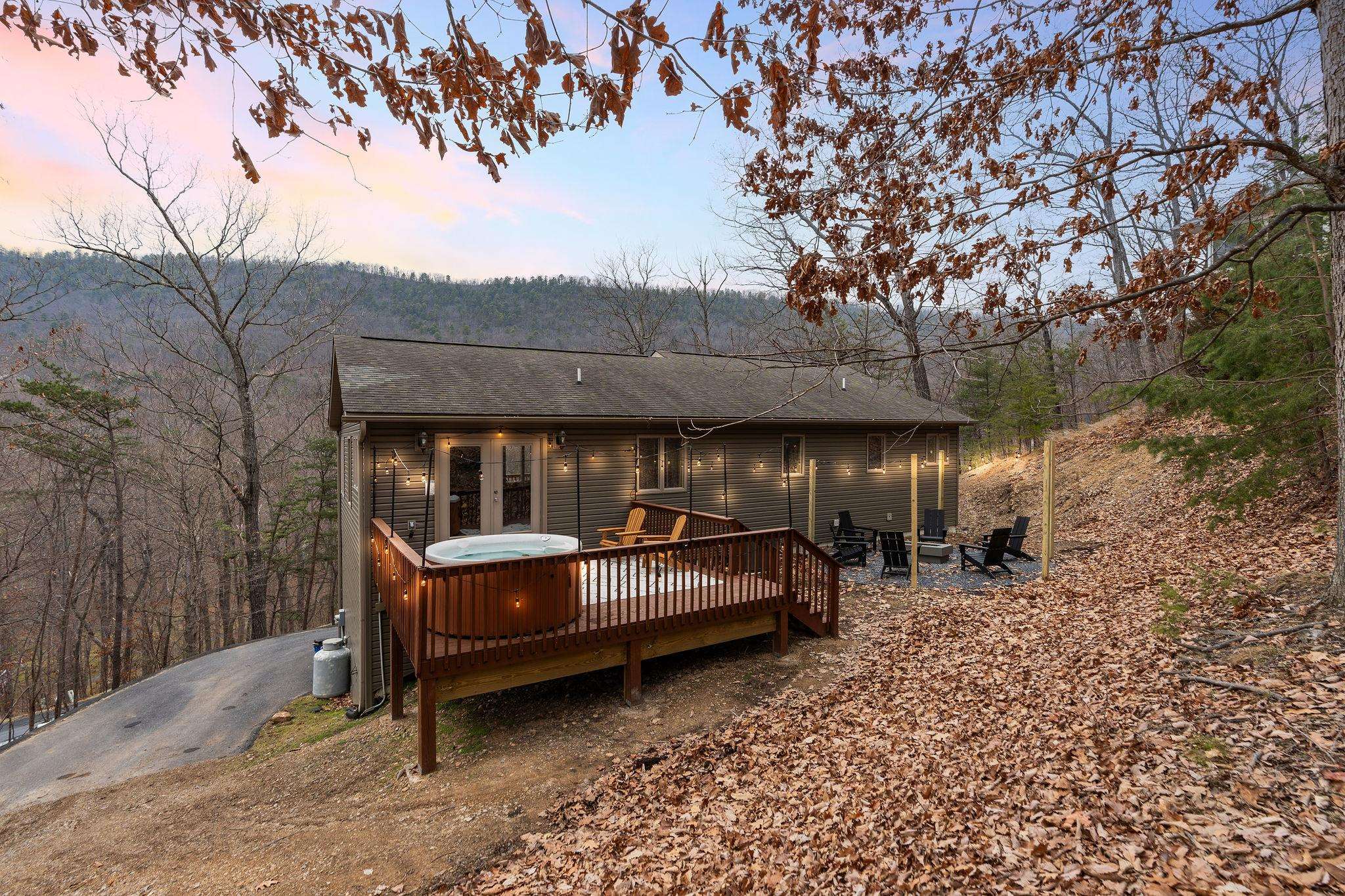 4148 PALMER RD, MCGAHEYSVILLE, Virginia 22840, 6 Bedrooms Bedrooms, ,4 BathroomsBathrooms,Residential,4148 PALMER RD,667110 MLS # 667110