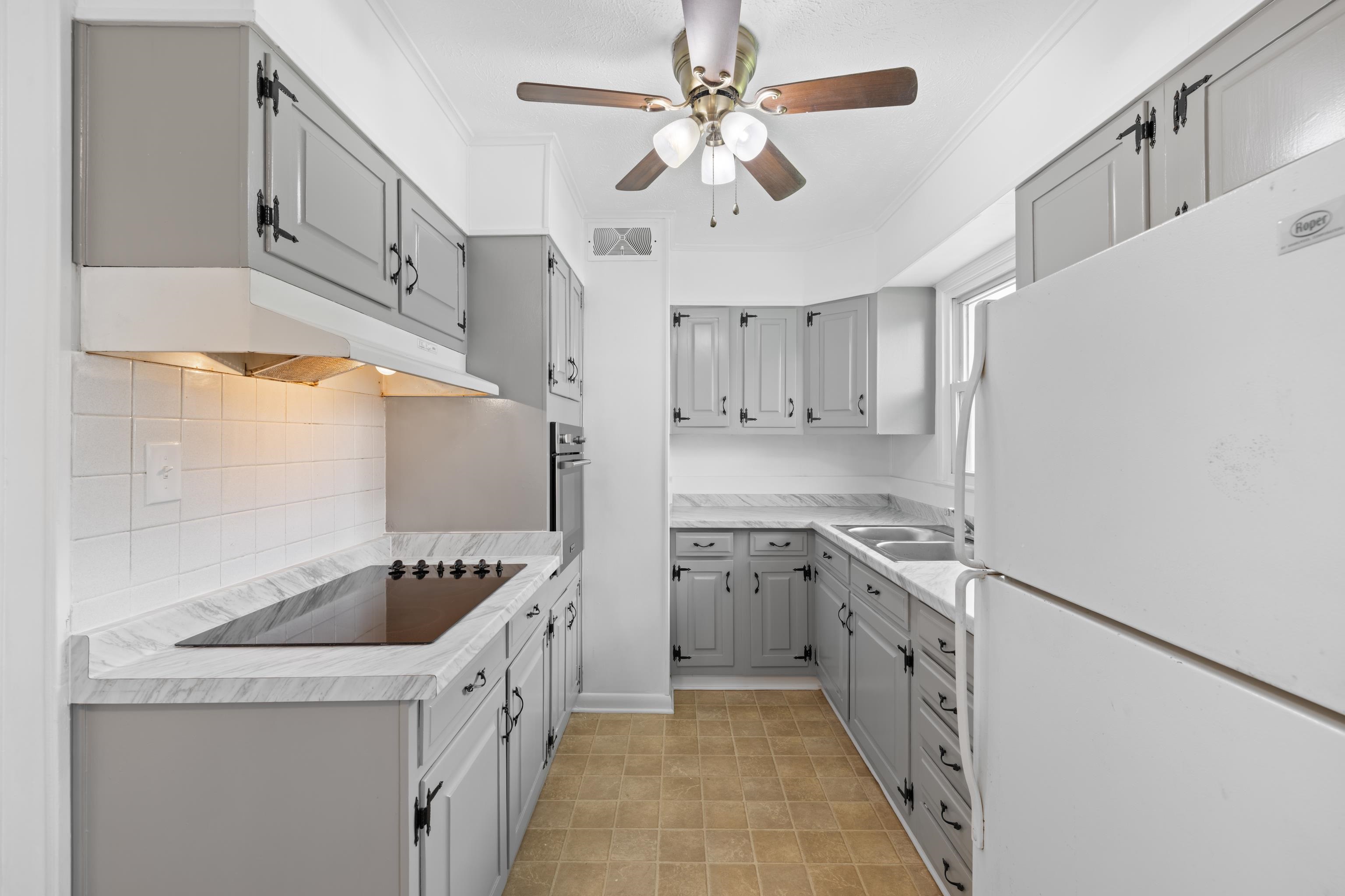 432 ARCH AVE, WAYNESBORO, Virginia 22980, 3 Bedrooms Bedrooms, ,1 BathroomBathrooms,Residential,432 ARCH AVE,667114 MLS # 667114