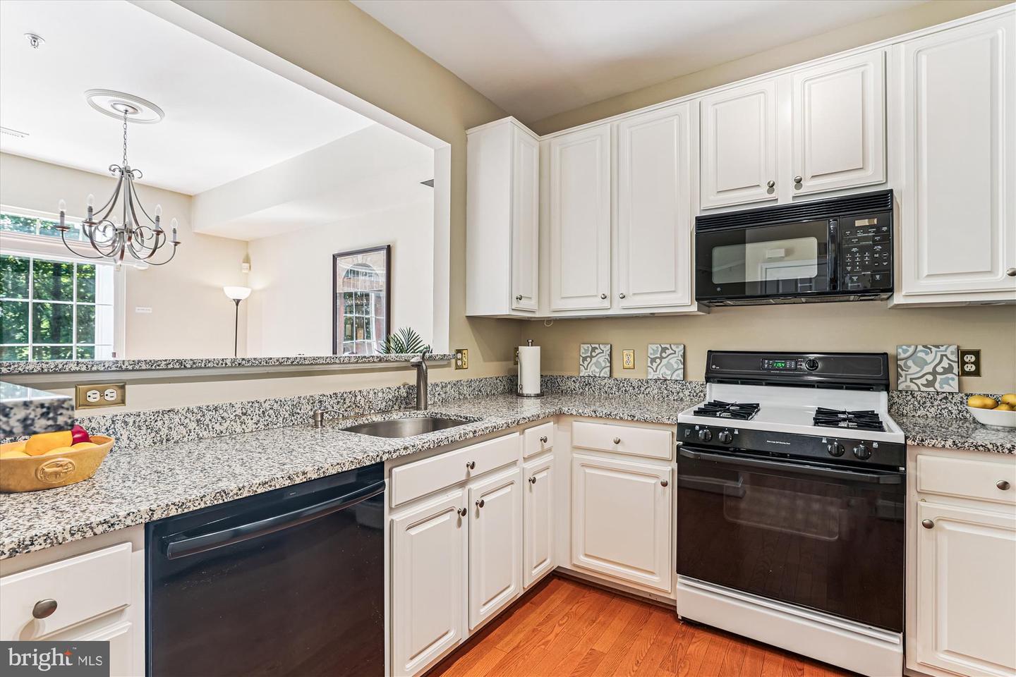 1307 WINDLEAF DR #139 - N, RESTON, Virginia 20194, 2 Bedrooms Bedrooms, ,2 BathroomsBathrooms,Residential,For sale,1307 WINDLEAF DR #139 - N,VAFX2253268 MLS # VAFX2253268
