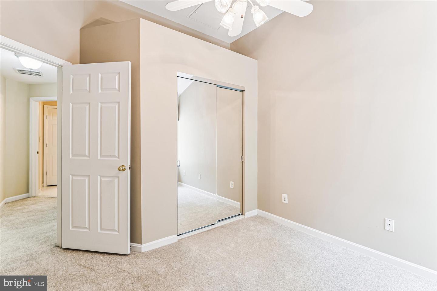 1307 WINDLEAF DR #139 - N, RESTON, Virginia 20194, 2 Bedrooms Bedrooms, ,2 BathroomsBathrooms,Residential,For sale,1307 WINDLEAF DR #139 - N,VAFX2253268 MLS # VAFX2253268