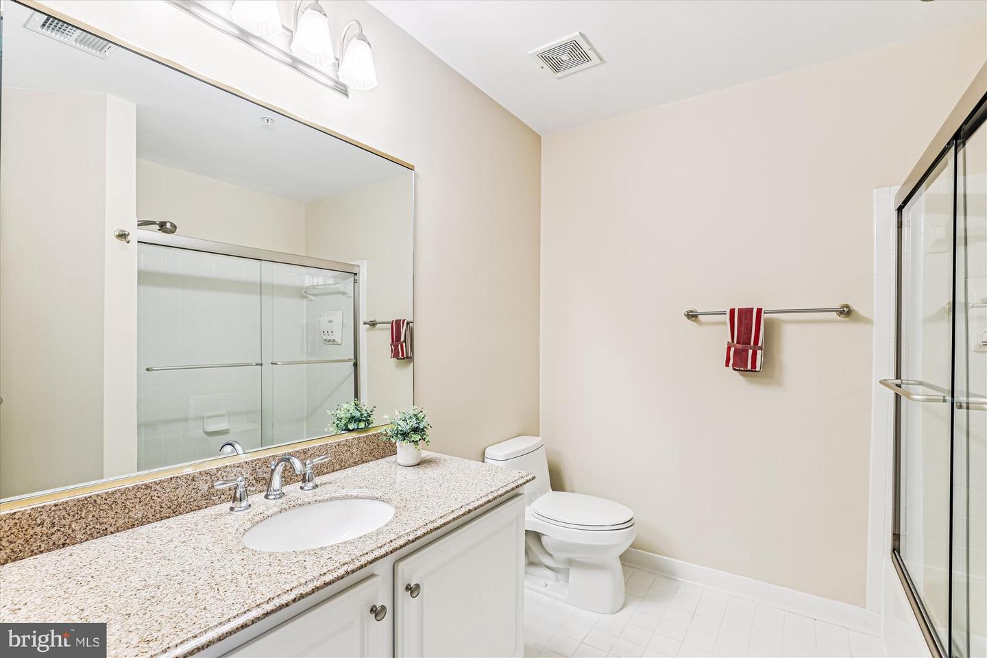 1307 WINDLEAF DR #139 - N, RESTON, Virginia 20194, 2 Bedrooms Bedrooms, ,2 BathroomsBathrooms,Residential,For sale,1307 WINDLEAF DR #139 - N,VAFX2253268 MLS # VAFX2253268
