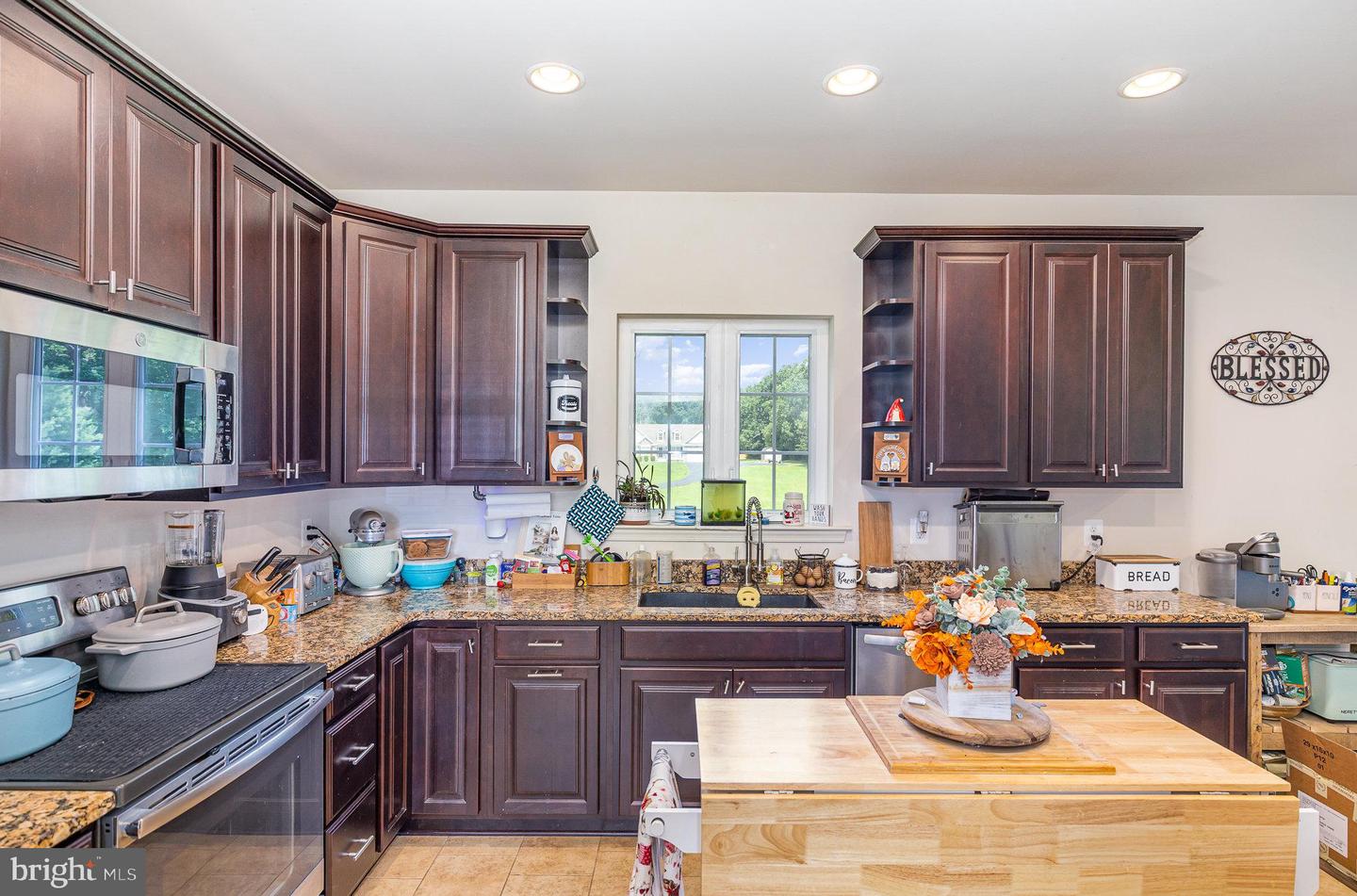 5095 HARVEST GRV, KING GEORGE, Virginia 22485, 3 Bedrooms Bedrooms, ,2 BathroomsBathrooms,Residential,For sale,5095 HARVEST GRV,VAKG2006684 MLS # VAKG2006684