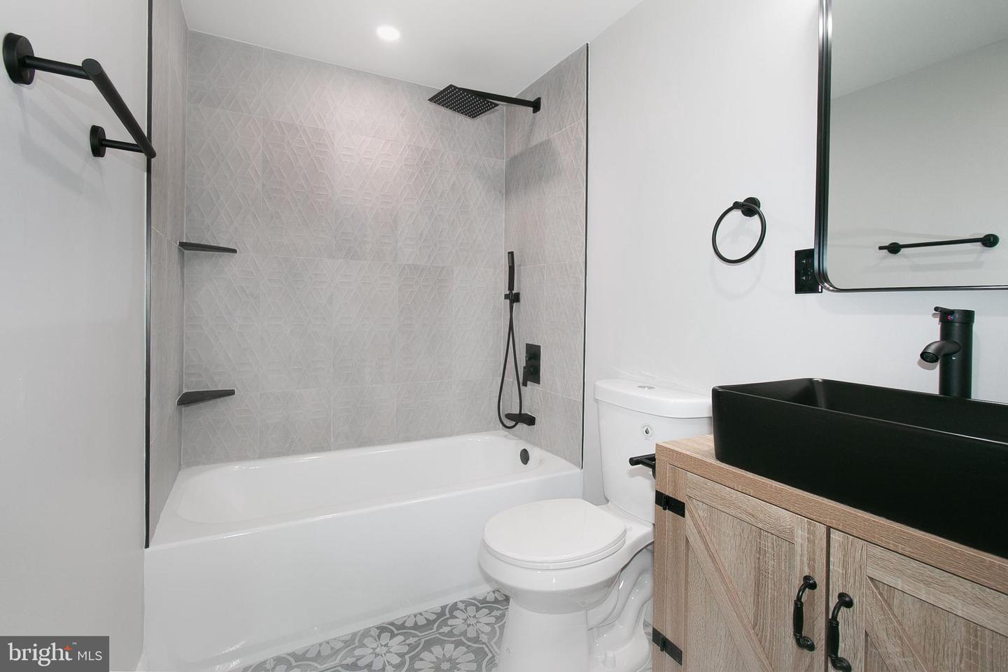 5377 LAURA BELLE LN, FAIRFAX, Virginia 22032, 4 Bedrooms Bedrooms, ,2 BathroomsBathrooms,Residential,For sale,5377 LAURA BELLE LN,VAFX2255002 MLS # VAFX2255002