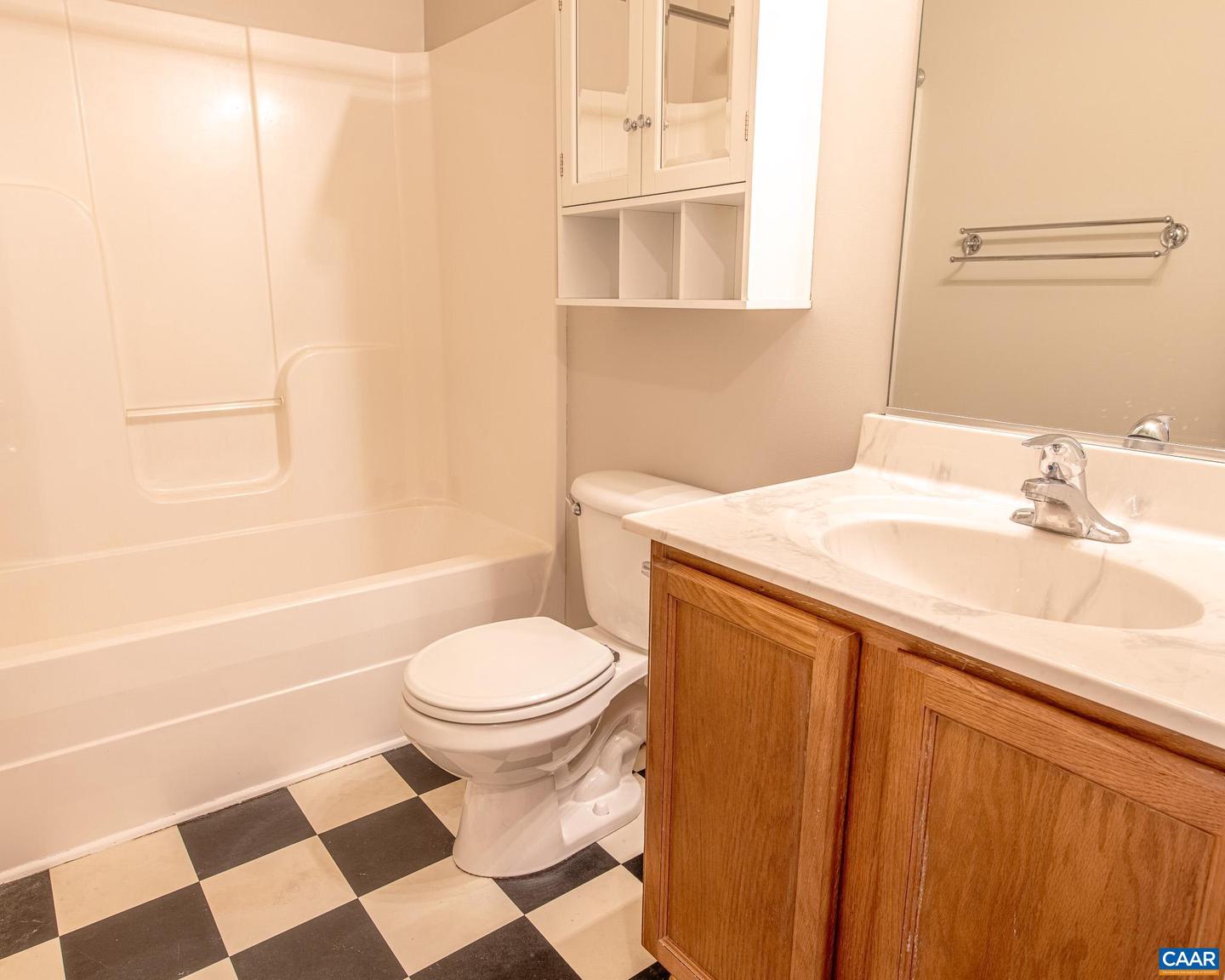 571 PARADISE LN, GORDONSVILLE, Virginia 22942, 4 Bedrooms Bedrooms, ,2 BathroomsBathrooms,Residential,For sale,571 PARADISE LN,666602 MLS # 666602