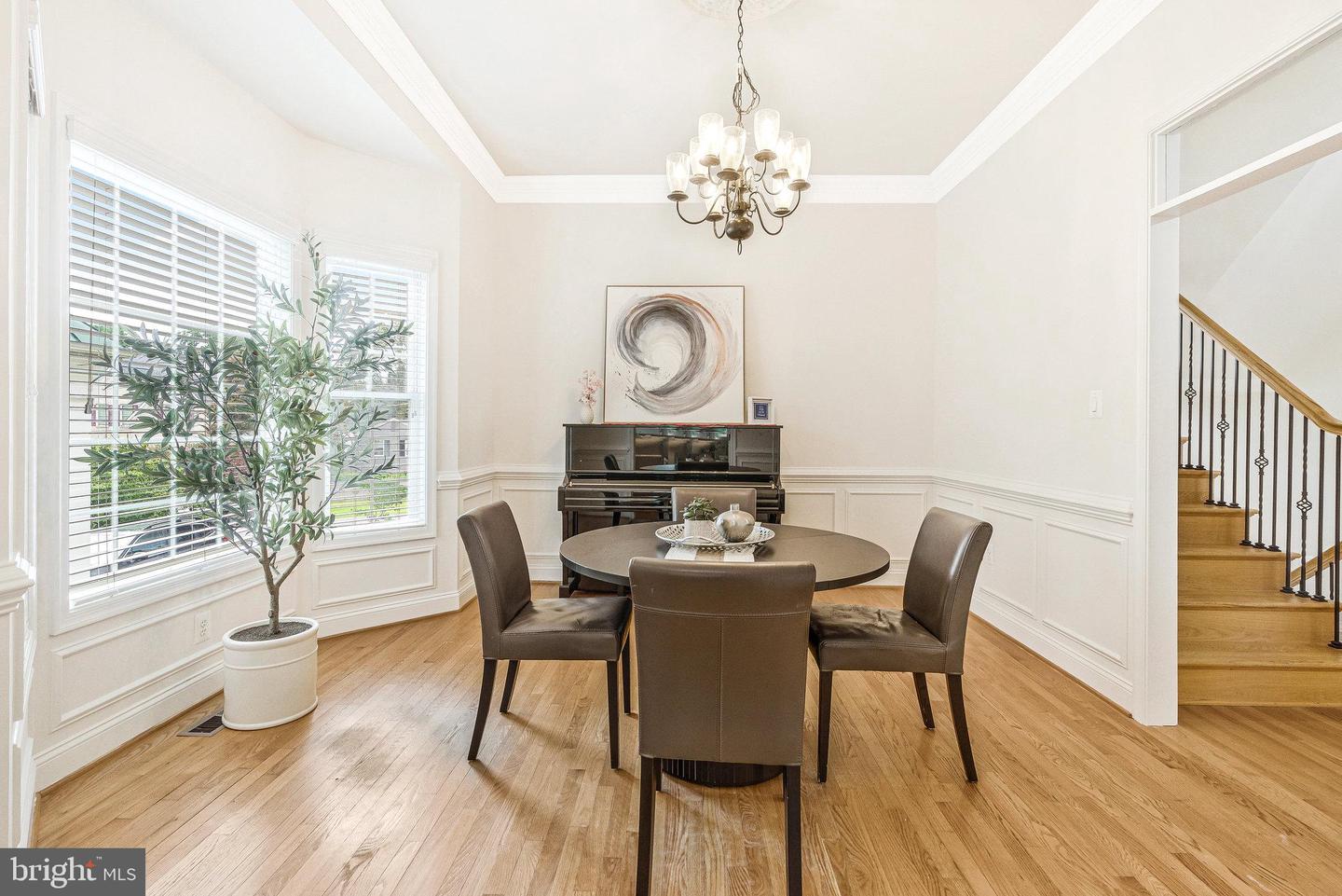 6919 WILLOW ST, FALLS CHURCH, Virginia 22046, 4 Bedrooms Bedrooms, ,4 BathroomsBathrooms,Residential,For sale,6919 WILLOW ST,VAFX2255288 MLS # VAFX2255288